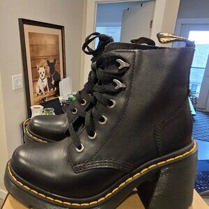 Dr. Martens Womens JESY Black Leather Ankle Boots Shoes US size 7 Air Wair NEW